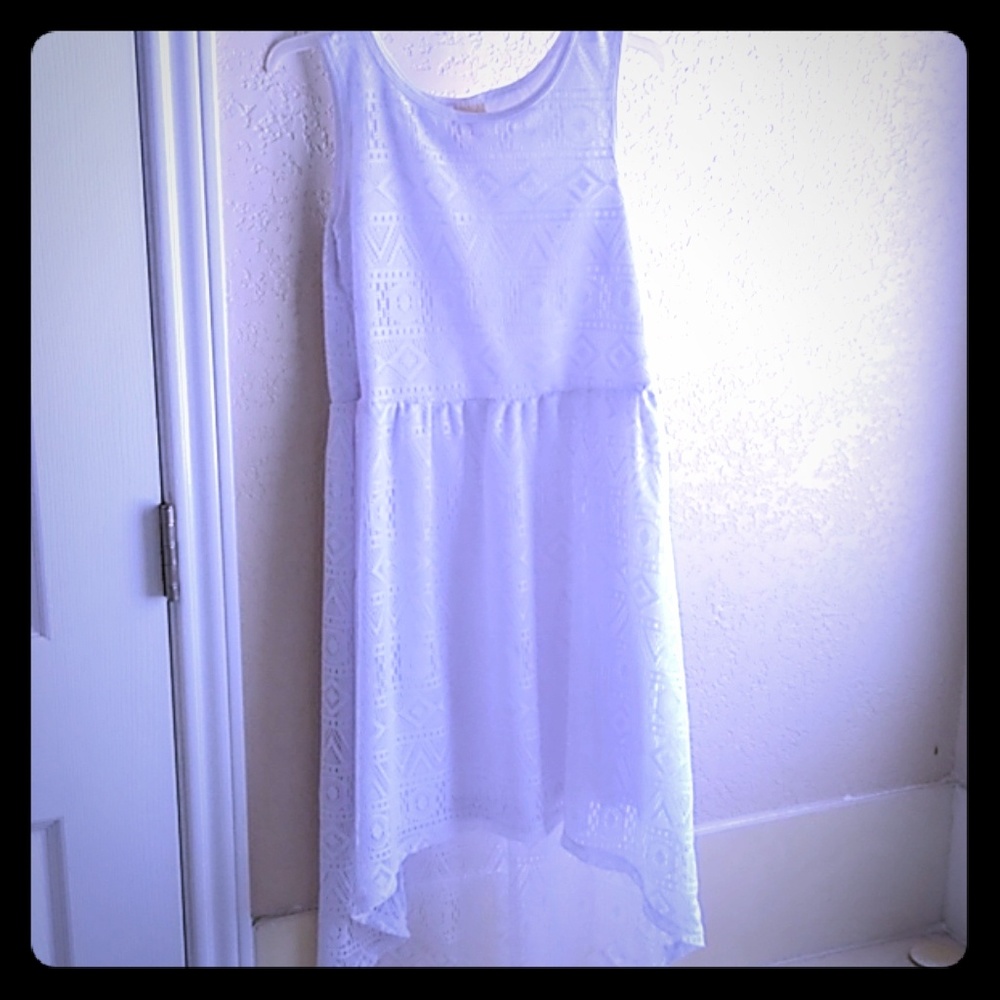 White lace Hi-Lo dress